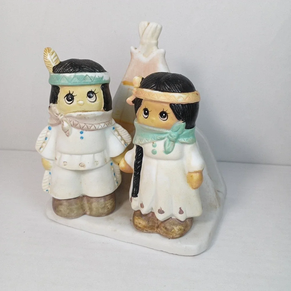 VTG 1991 Native American Boy Girl Salt Pepper Shakers W Napkin Holder Bisque
